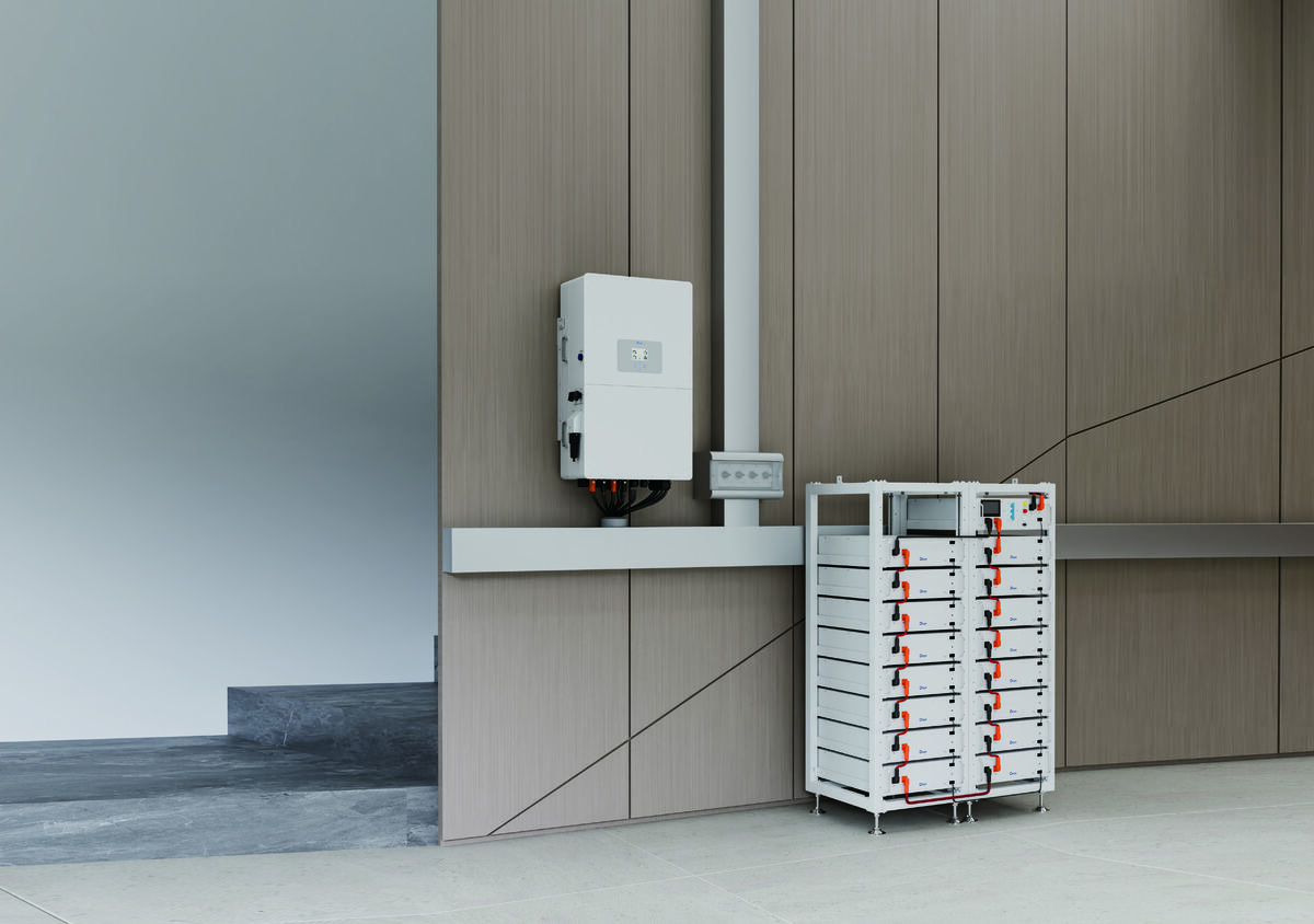 BOS-G rack-mounted battery system